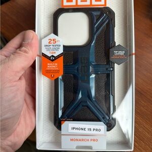 UAG Monarch Pro iPhone 15 Pro Case Blue (Mallard) and Black